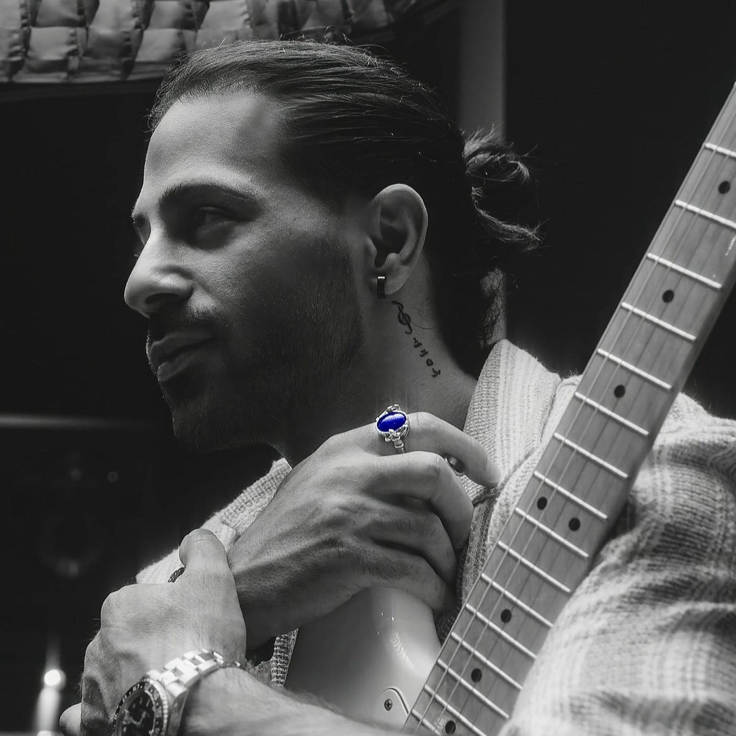 Ashur Lapis Lazuli ring on J.Esho