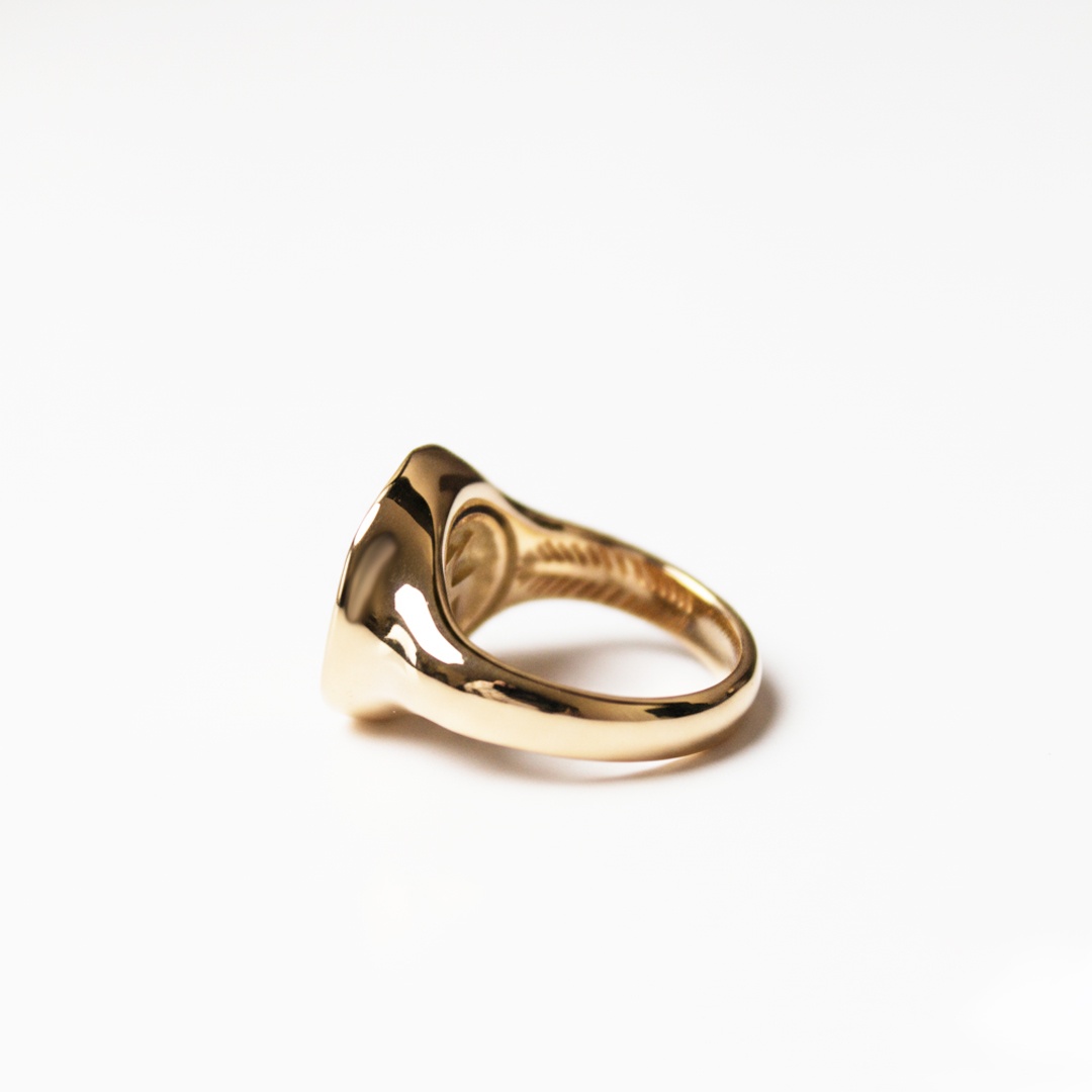 Royal hunt gold ring back